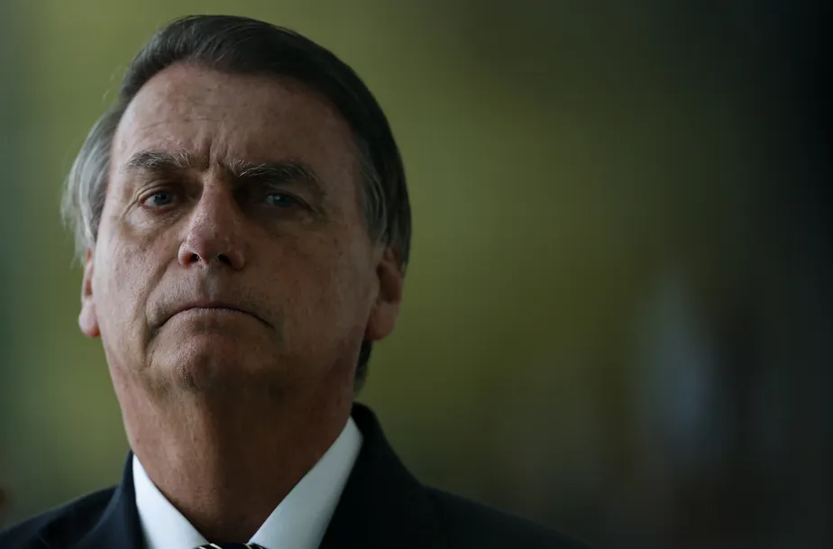 O irresponsável rombo de Bolsonaro
